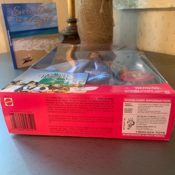 Mattel, NEW IN BOX, The Wizard of Oz, DOROTHY, Barbie, 1999, has Black dog Toto. - Picture 5 of 8